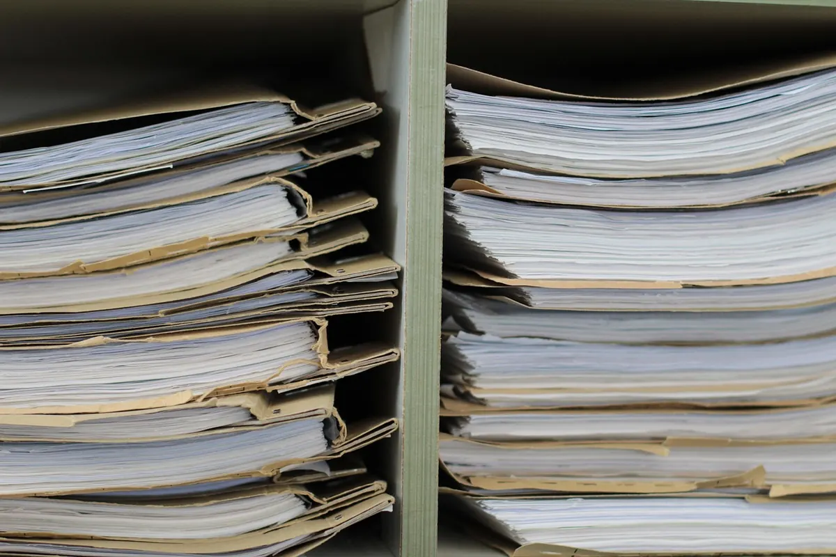 Labels vs. Color-Coded Folders: Which Paper Filing System Lasts Longer?